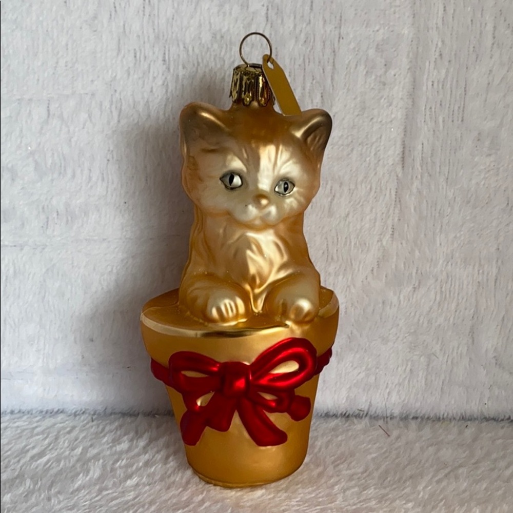 Discovery Channel Hand Painted Christmas Kitten